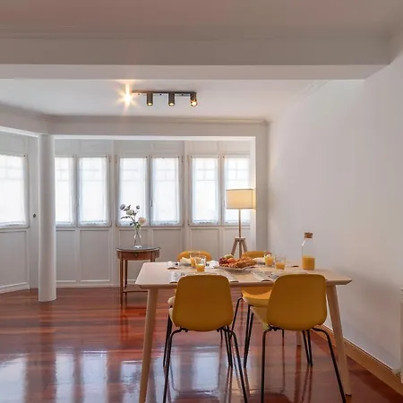 Plazuela Sta Catalina Ii En Con Parking By Kabia Gestion