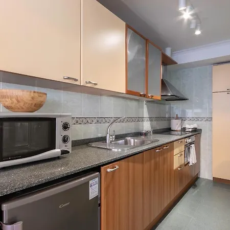 Plazuela Sta Catalina Ii En Con Parking By Kabia Gestion